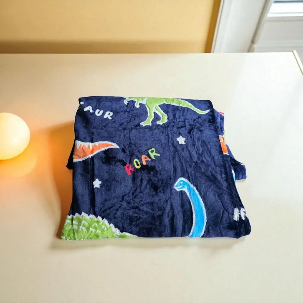 Glow in the Dark Dinosaur Throw Blanket – Blue, for Kids, Soft & Cozy, NEW - Picture 10 of 11